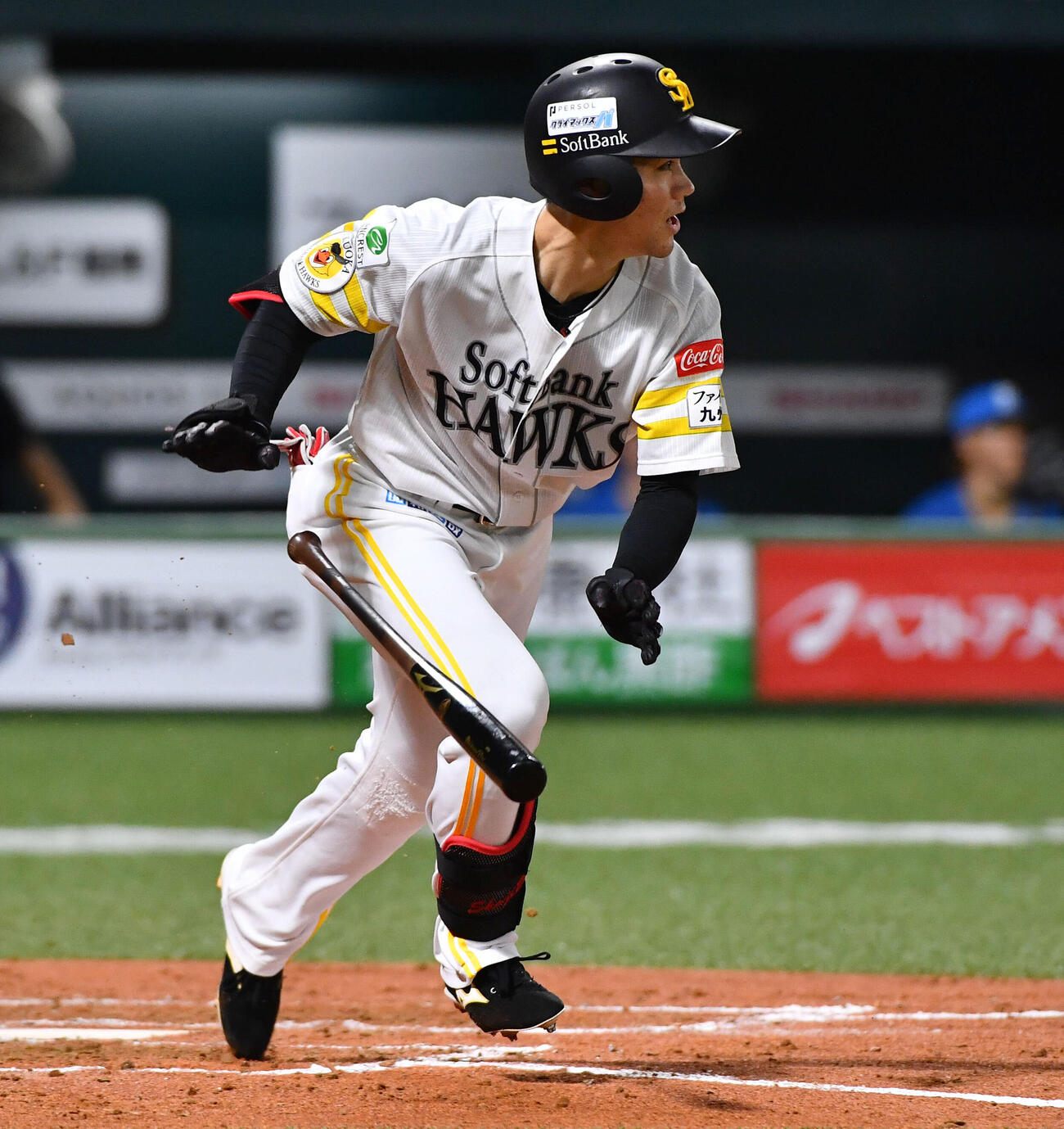 ソフトバンク対日本ハム　3回裏ソフトバンク1死三塁、庄子雄大は左前へ同点適時打を放つ（撮影・岩下翔太）