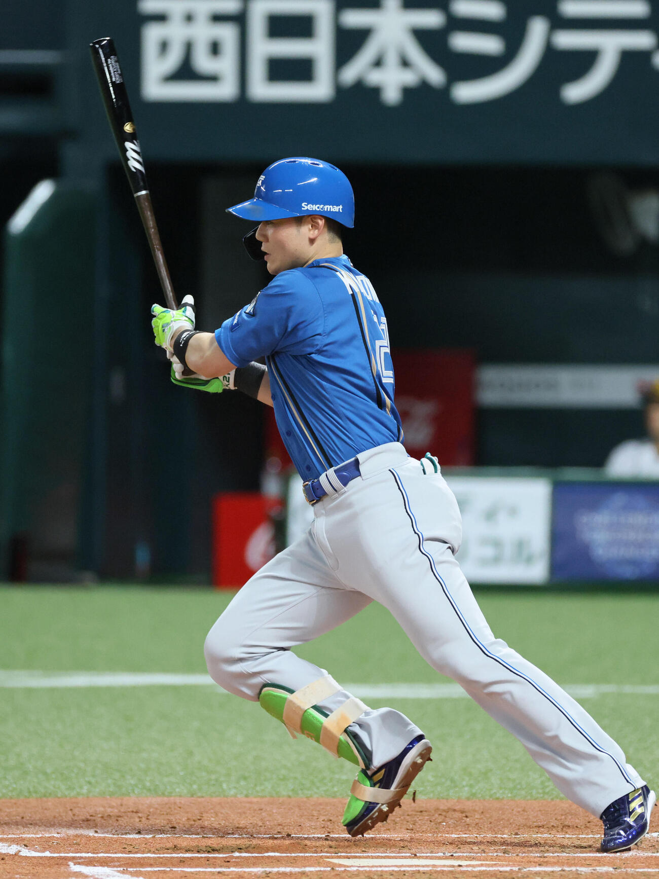 ソフトバンク対日本ハム　1回表日本ハム2死一、二塁、清宮幸太郎は先制右前適時打を放つ（撮影・加藤孝規）