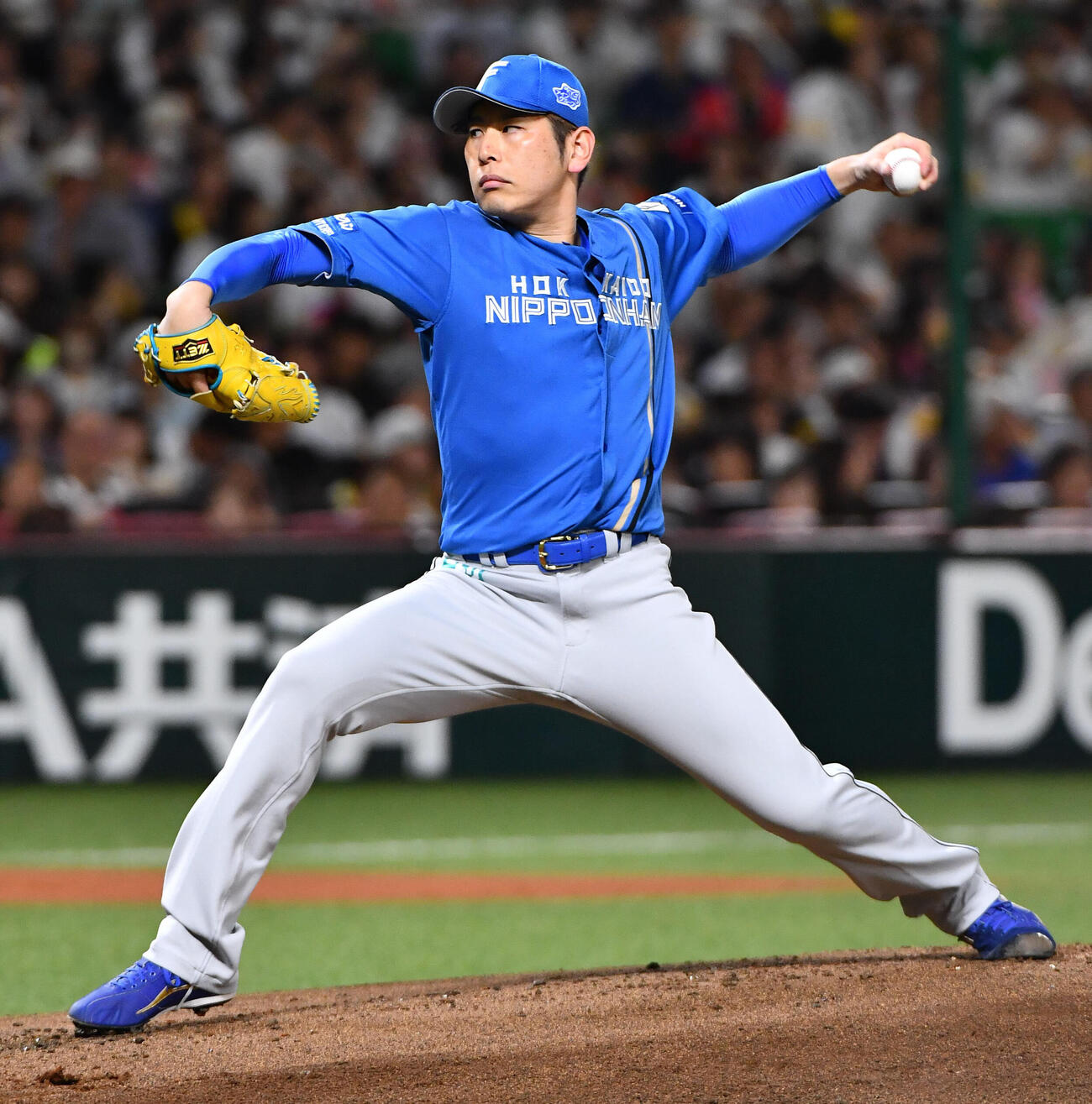 ソフトバンク対日本ハム　日本ハム先発の加藤貴之（撮影・岩下翔太）