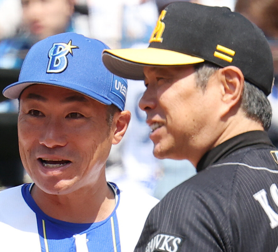 DeNA相川亮二監督とソフトバンク小久保裕紀監督（2026年6月撮影）