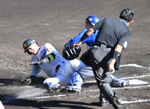 【阪神】近本光司が二ゴロ敵失から同点ホームイン わずか５打席の間に３度「敵失」の珍事