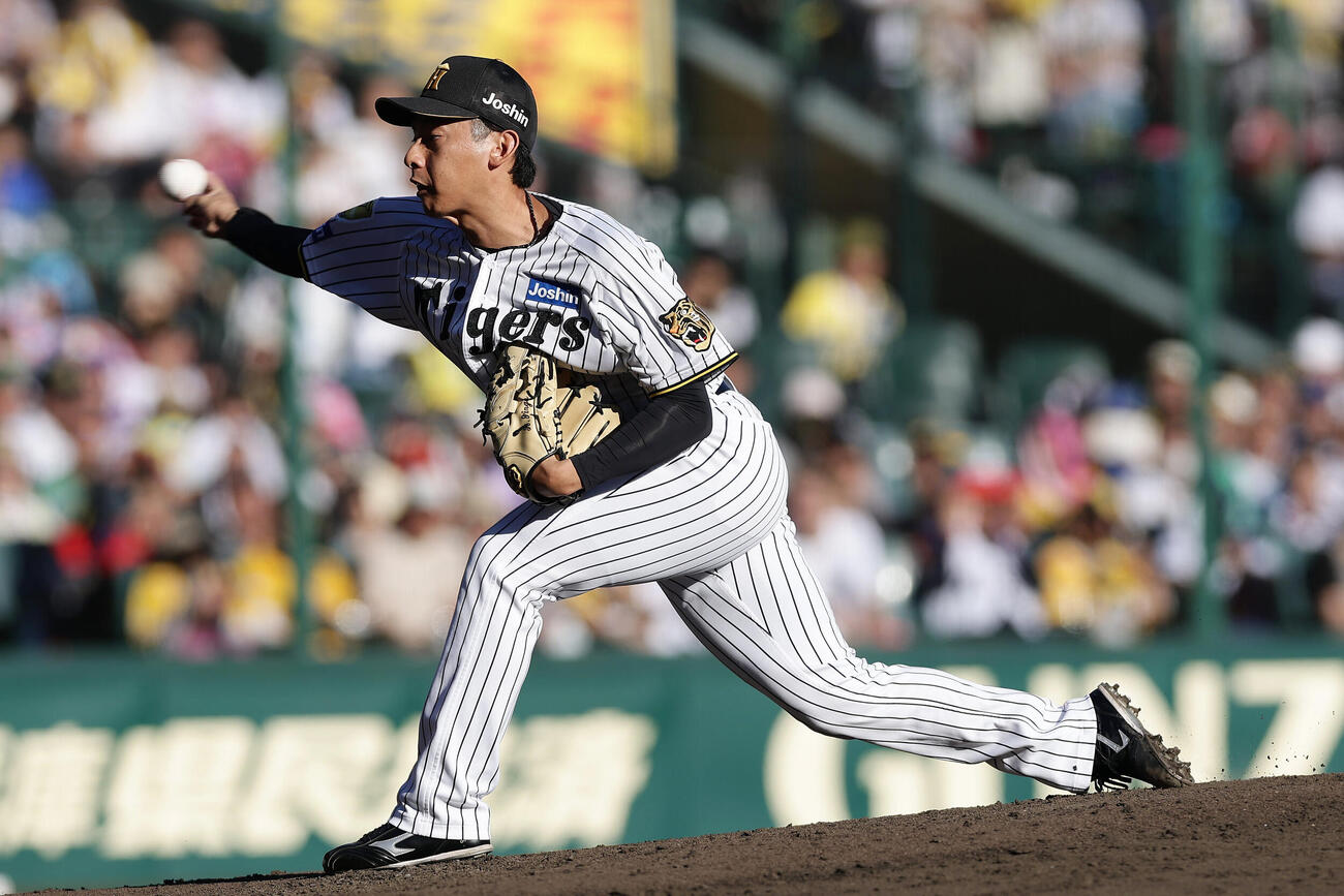 阪神対DeNA　阪神2番手の神宮僚介（撮影・前田充）