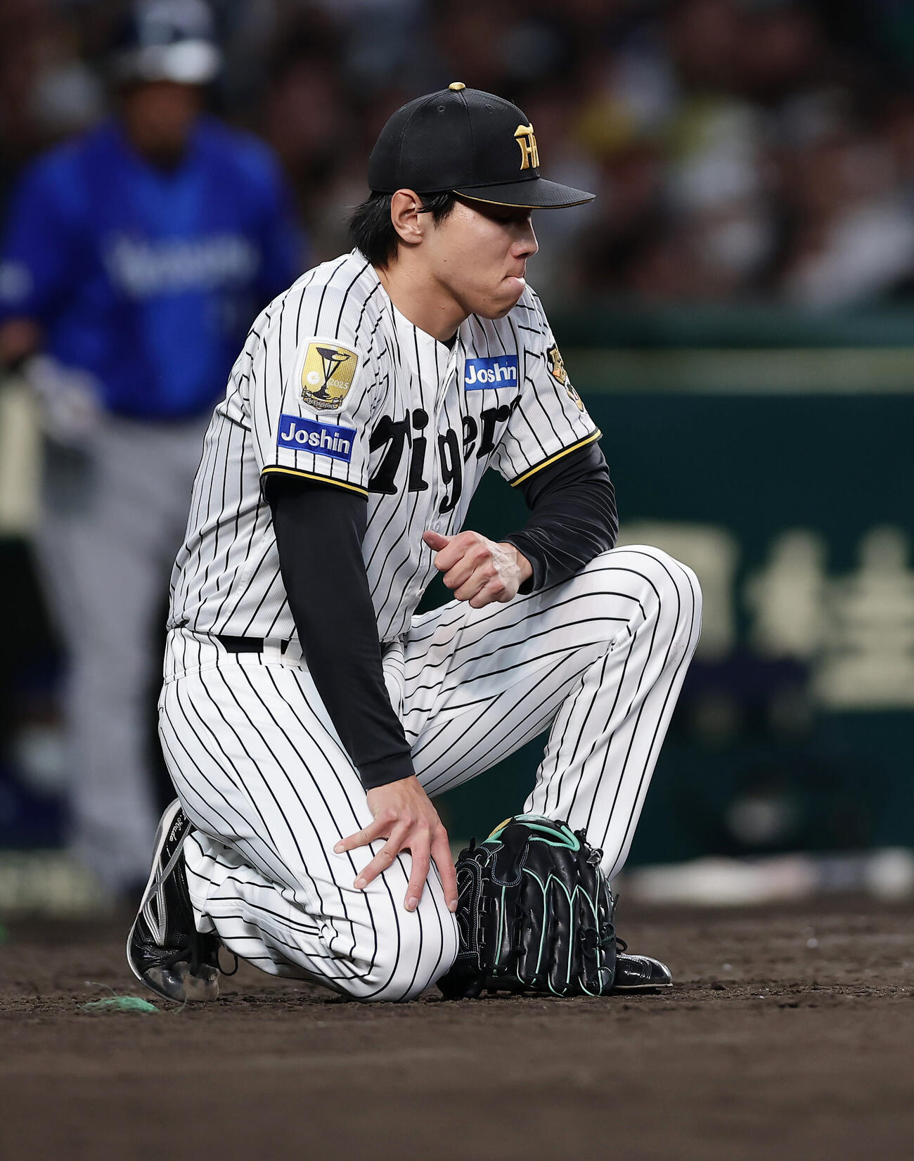 阪神対DeNA 9回表DeNA2死二、三塁、三森大貴に逆転2点適時打を許した工藤泰成（撮影・前田充）