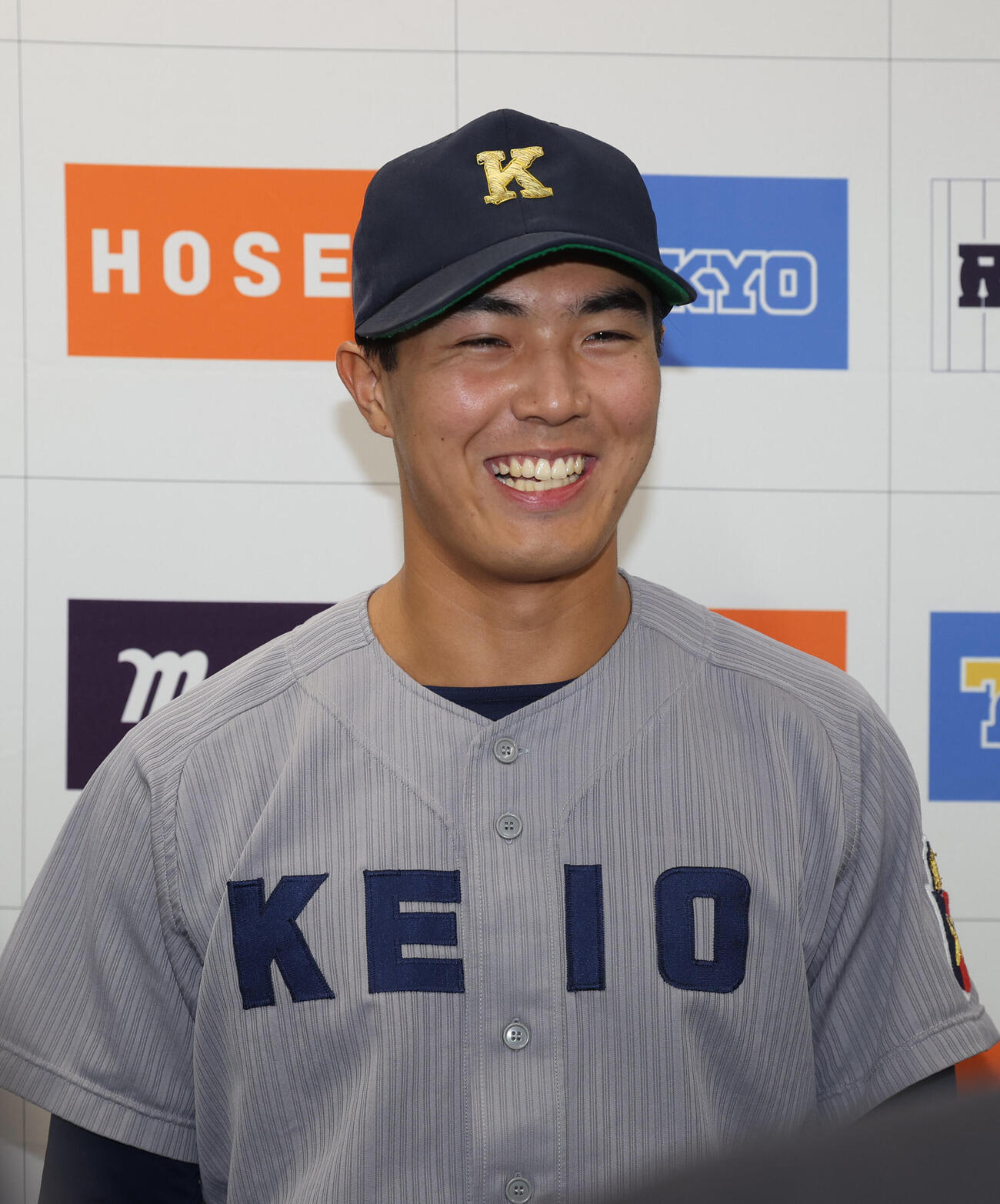 明大対慶大　会見する慶大・広池浩成（撮影・柴田隆二）