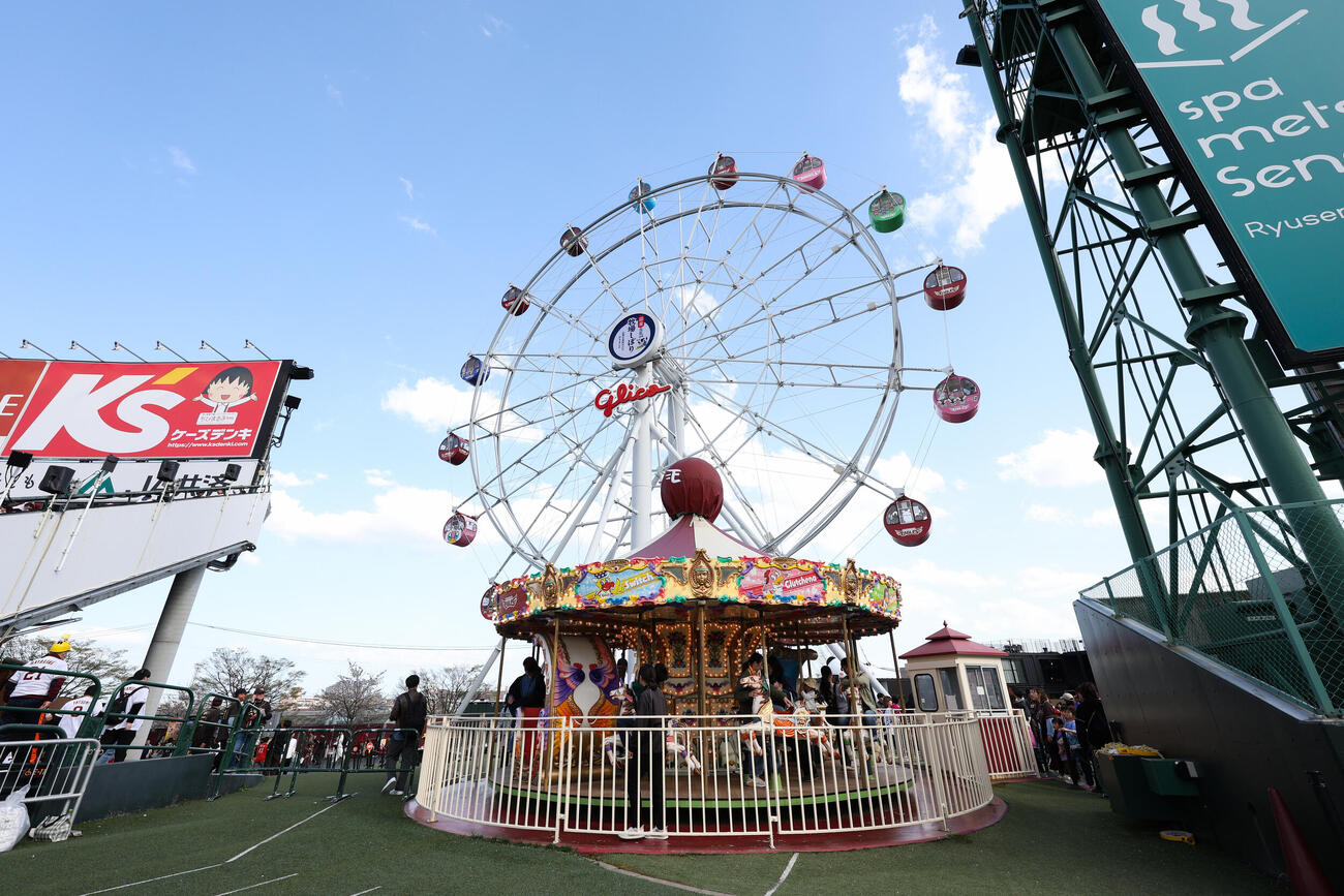 週末はスマイルグリコパークも開園