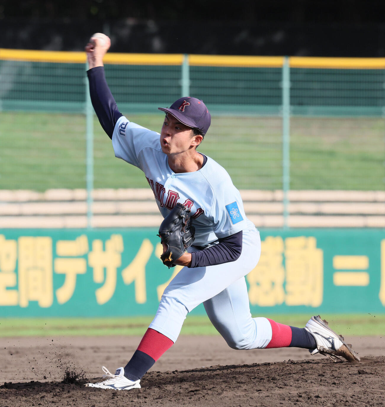 近大対関学大　6回裏から登板した近大・宮原廉（撮影・宮崎幸一）