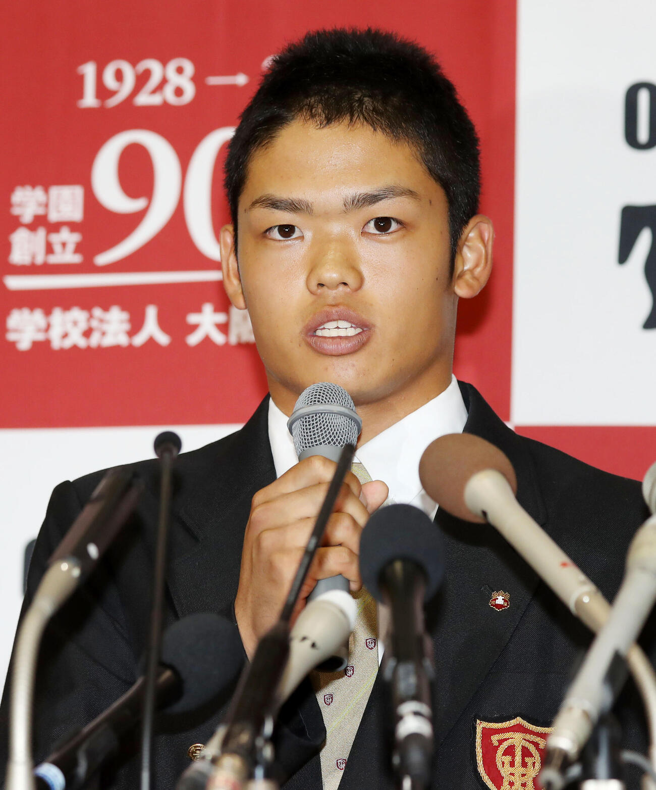 中日から1位指名を受け会見する根尾昂＝2018年10月