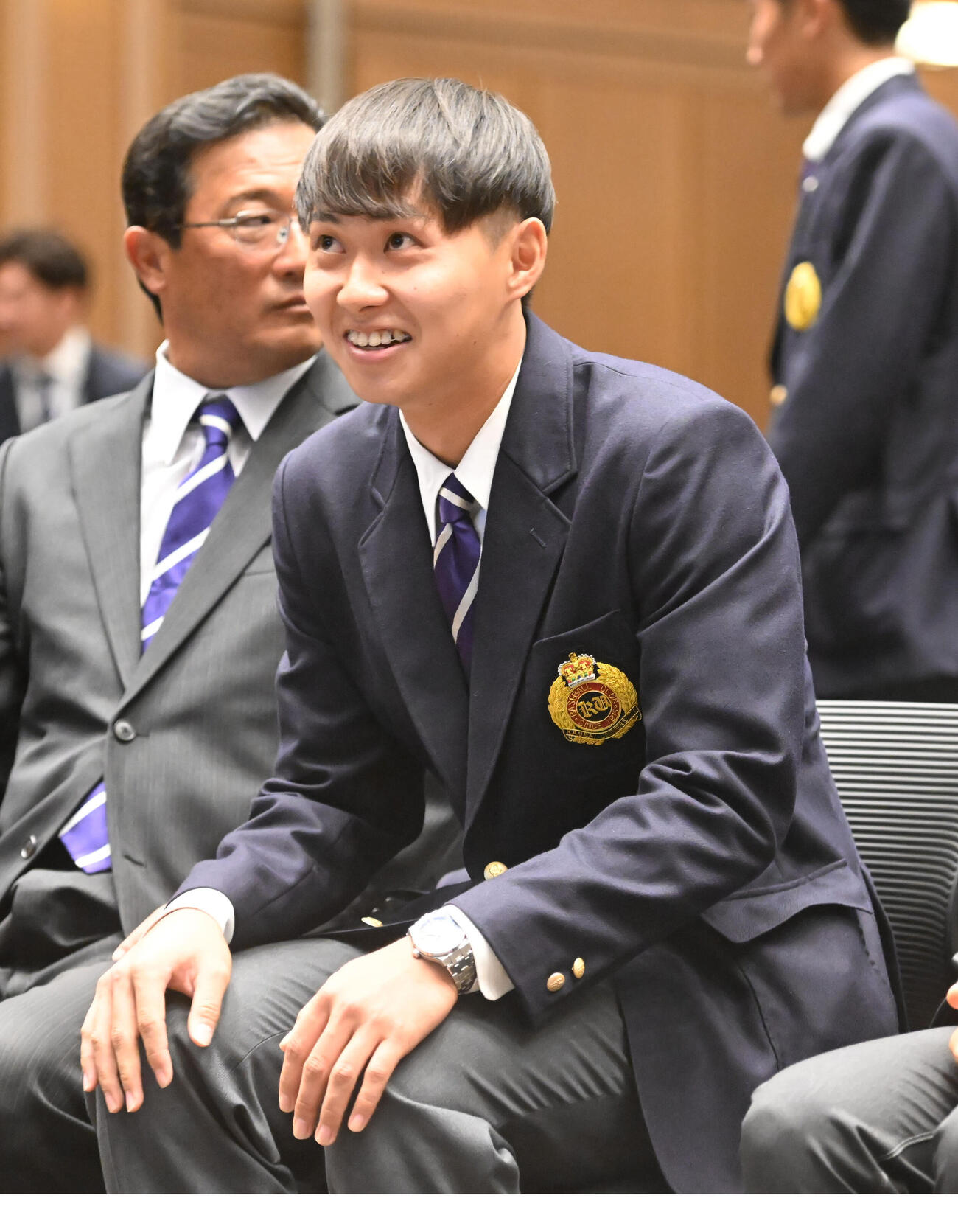 指名を待つ関大・米沢友翔（撮影・和賀正仁）