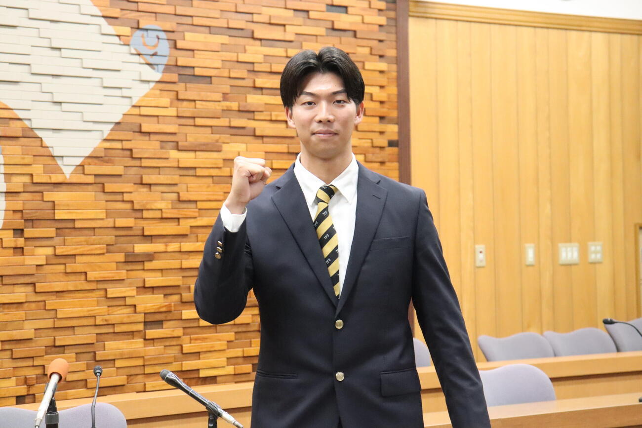 ヤクルトから2位で指名された東北福祉大・佐藤悠太