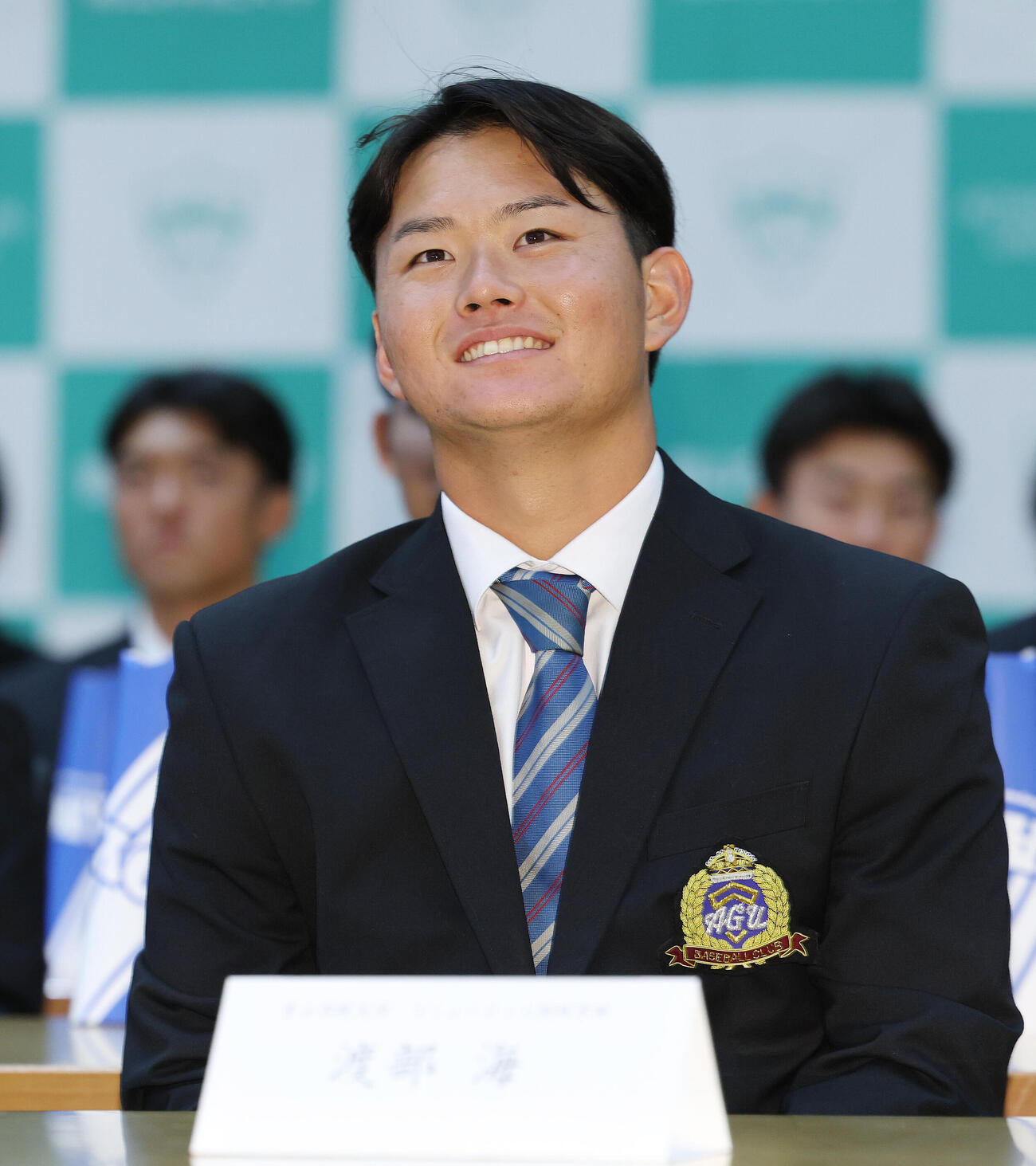 指名を待つ青学大・渡部海（撮影・宮地輝）