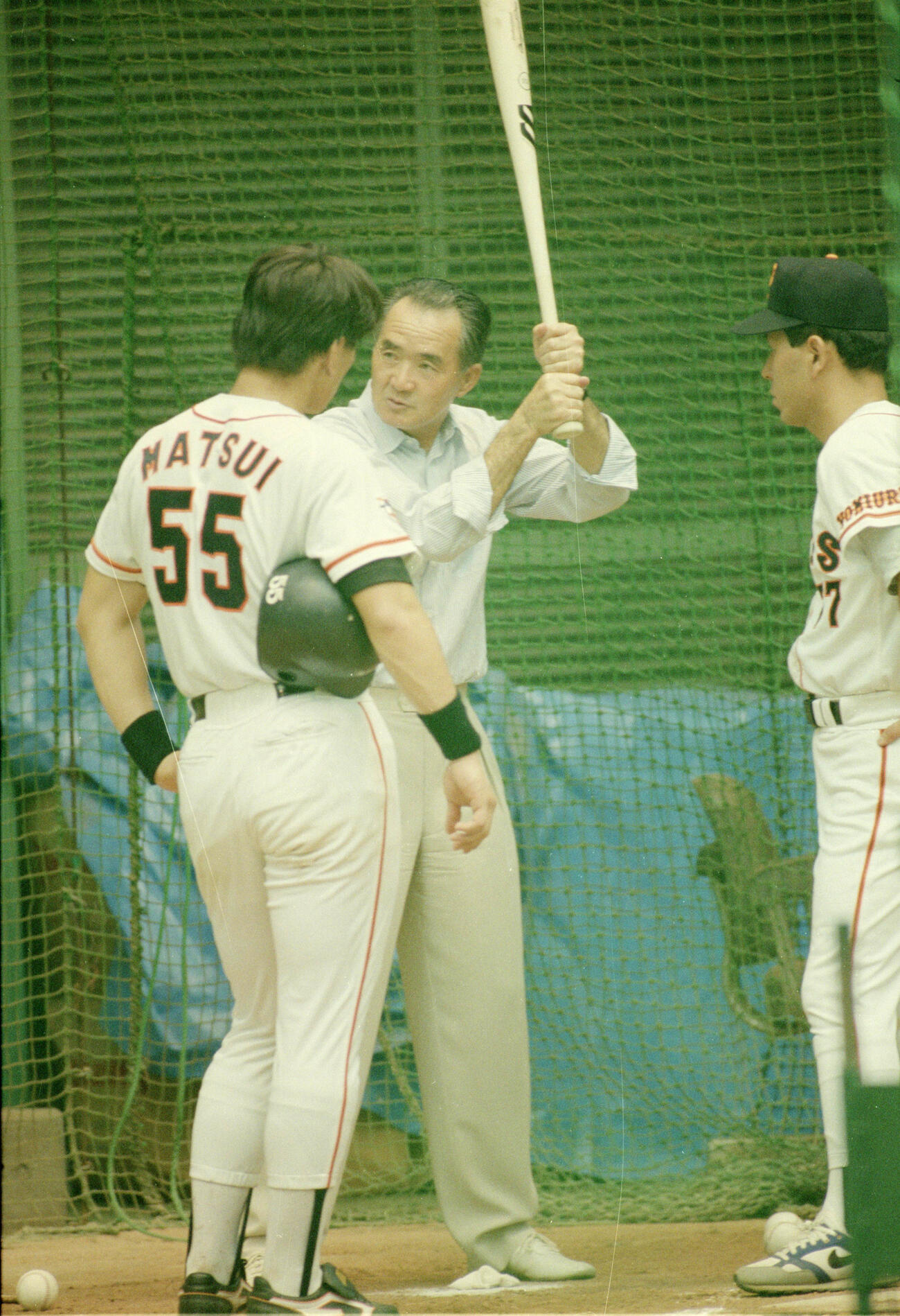 94年9月、休日返上で松井秀喜（左）を1時間熱烈指導する長嶋茂雄監督