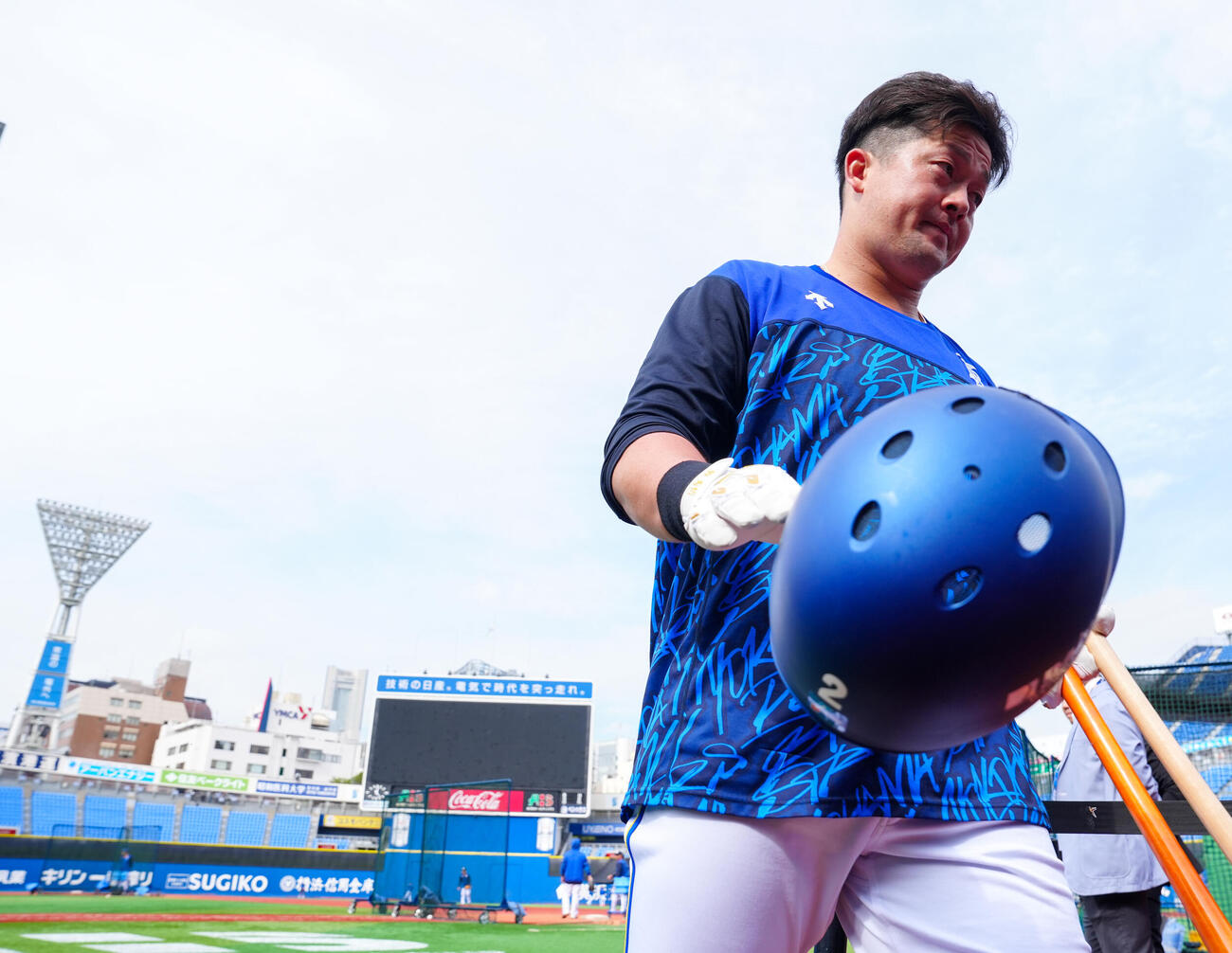 日本シリーズ前日練習に臨むDeNA牧秀悟（撮影・江口和貴）