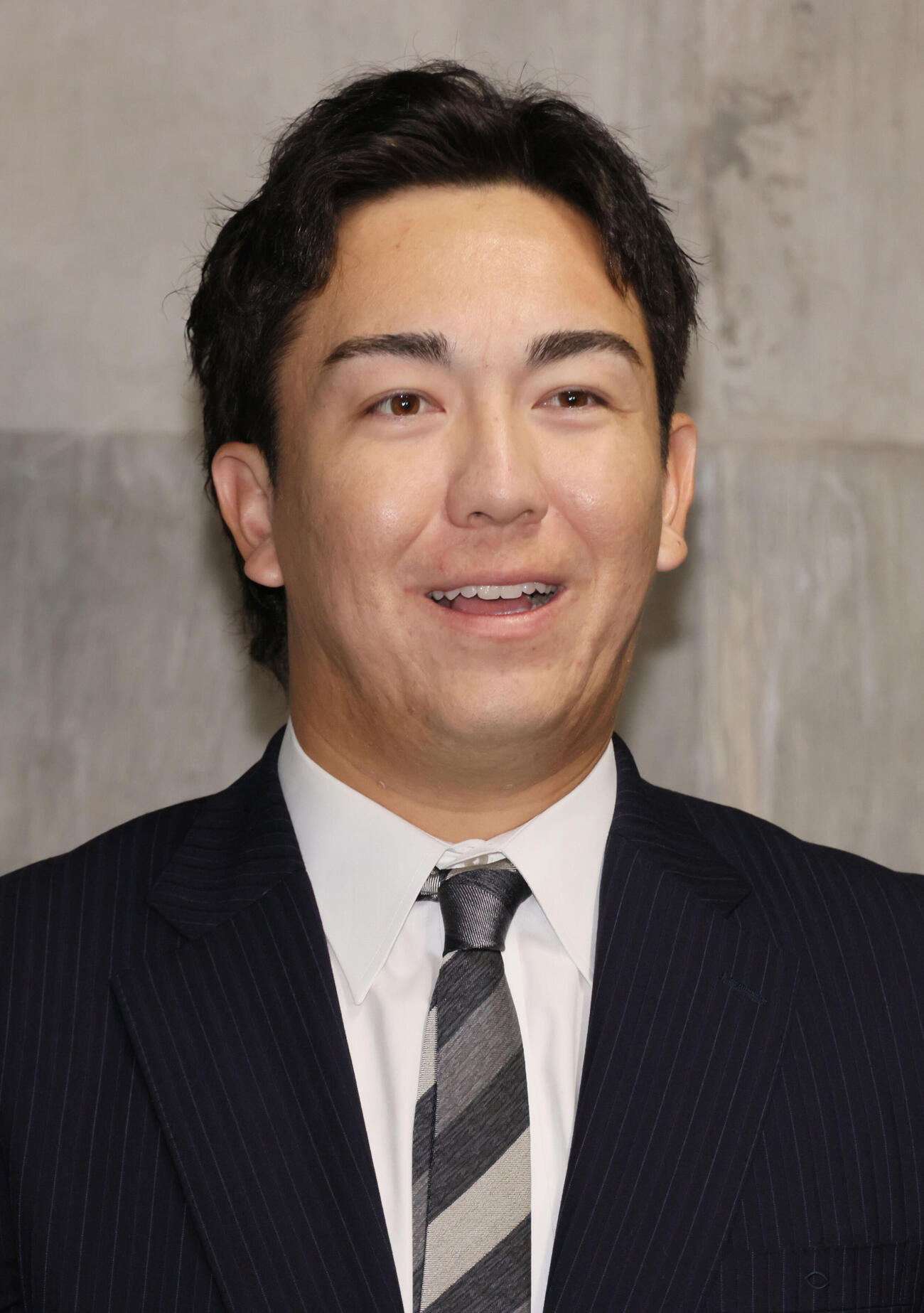 戦力外通告を受けた広島ケムナ誠（撮影・加藤孝規）