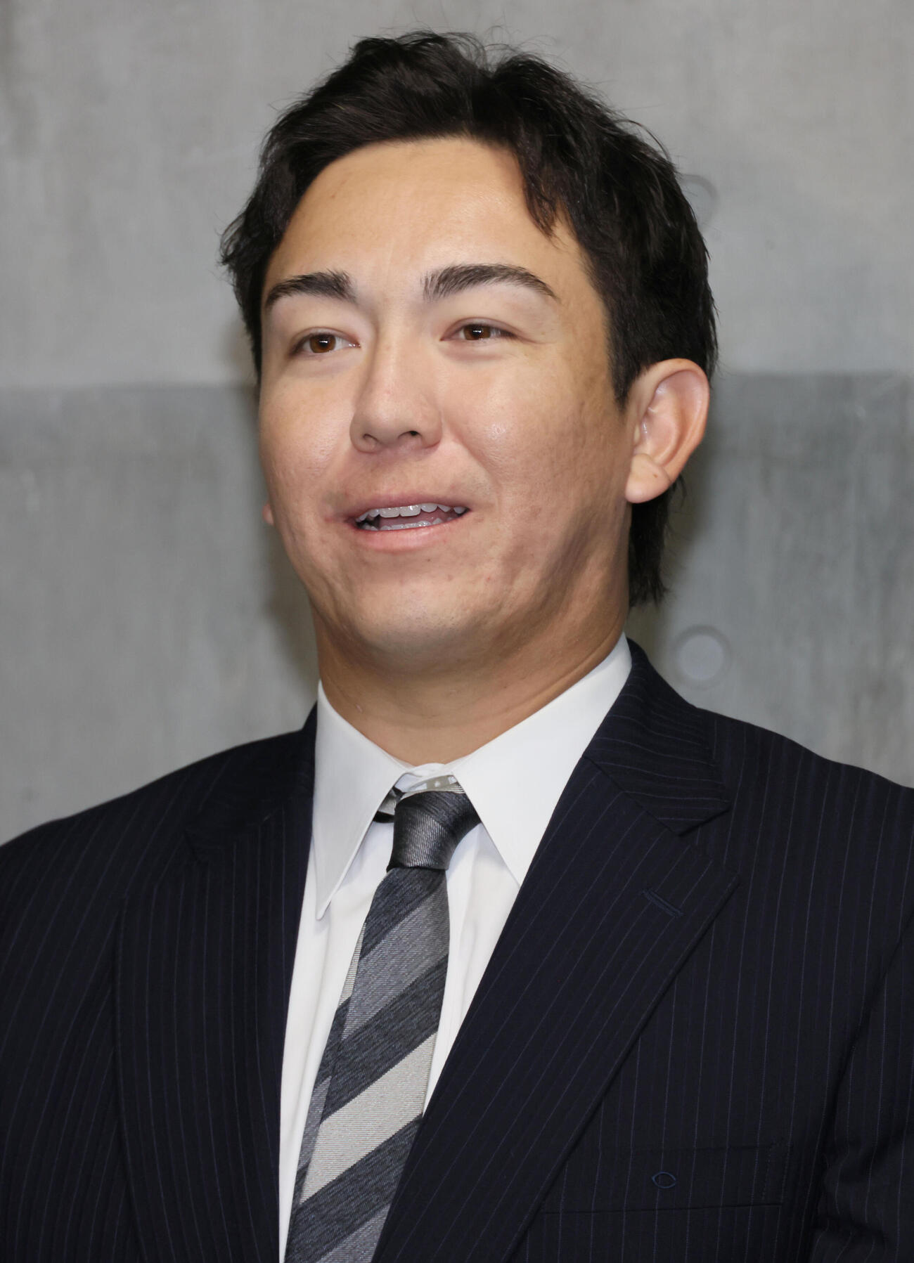 戦力外通告を受けた広島ケムナ誠（撮影・加藤孝規）