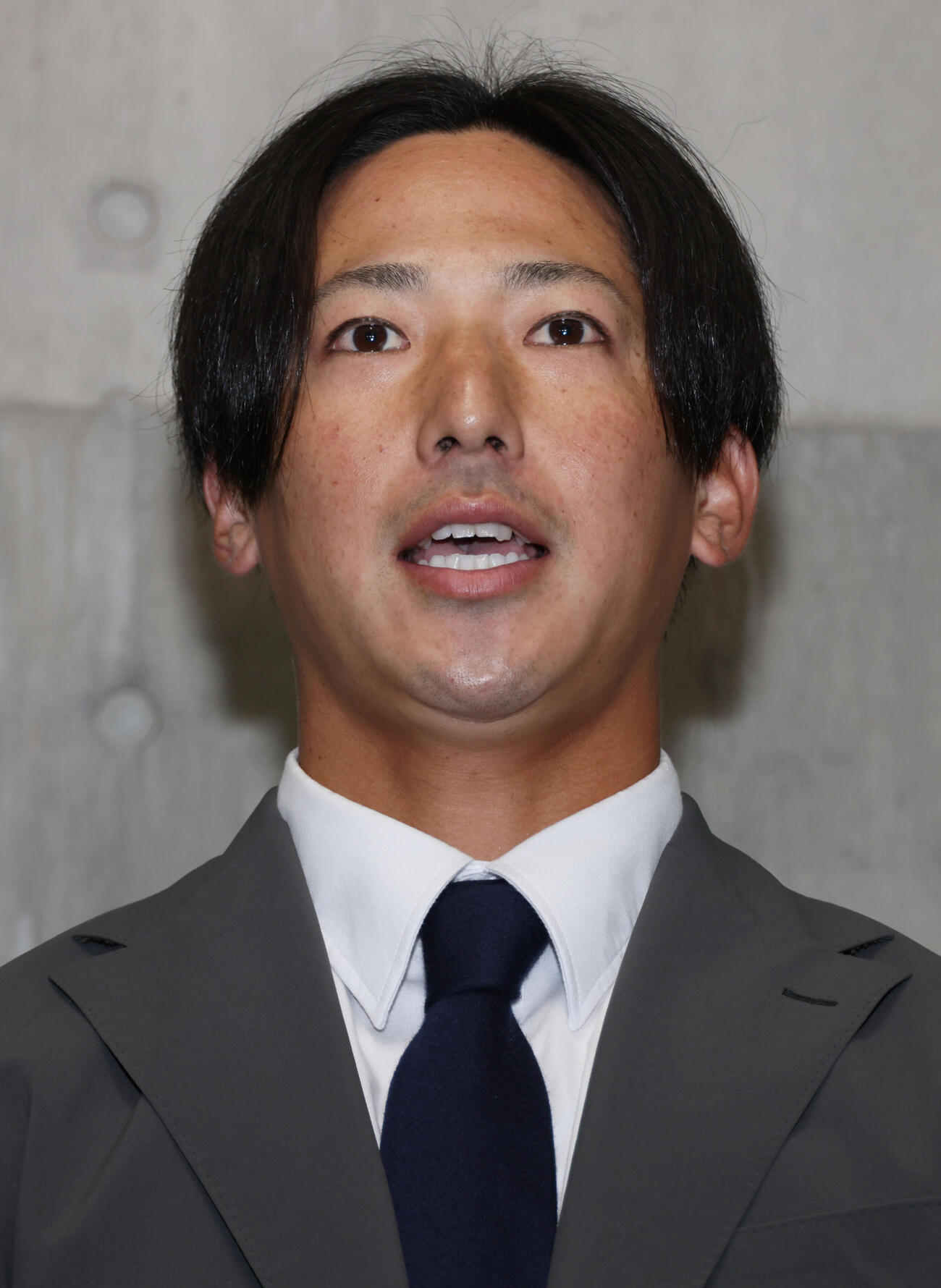 戦力外通告を受けた広島中村貴浩（撮影・加藤孝規）