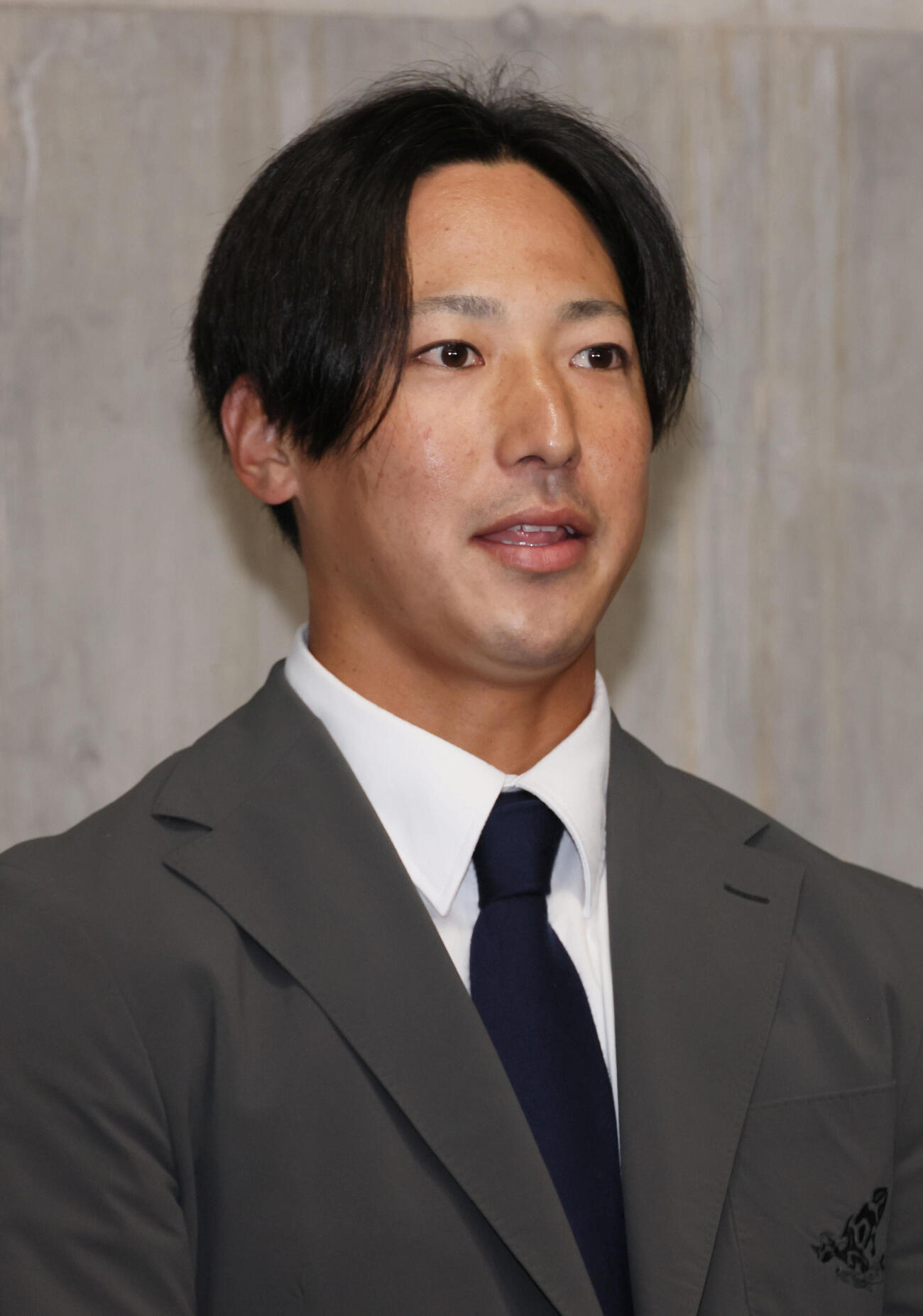 戦力外通告を受けた広島中村貴浩（撮影・加藤孝規）