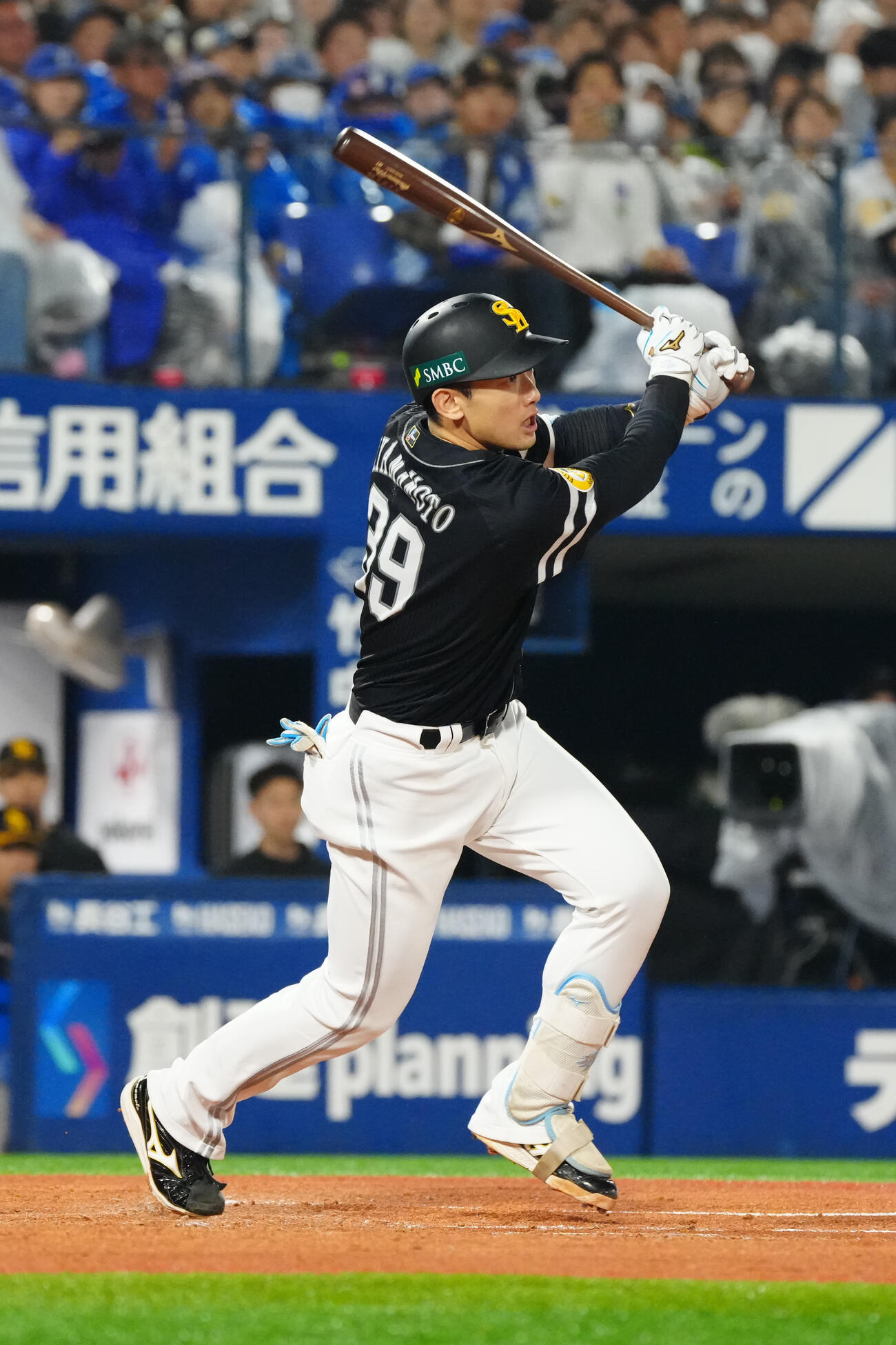 DeNA対ソフトバンク　2回表ソフトバンク1死、右前打を放つ山本祐大（撮影・江口和貴）