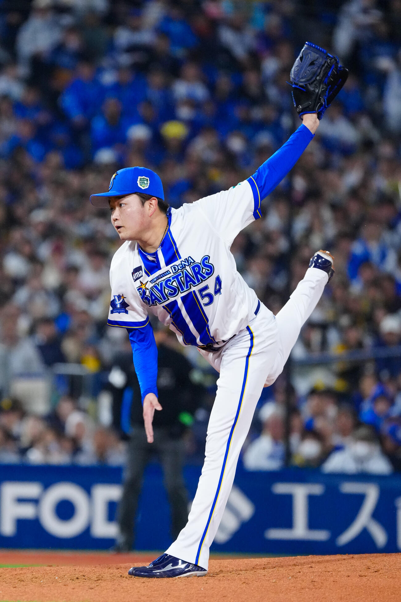 DeNA対ソフトバンク　力投するDeNA先発の石田裕太郎（撮影・江口和貴）