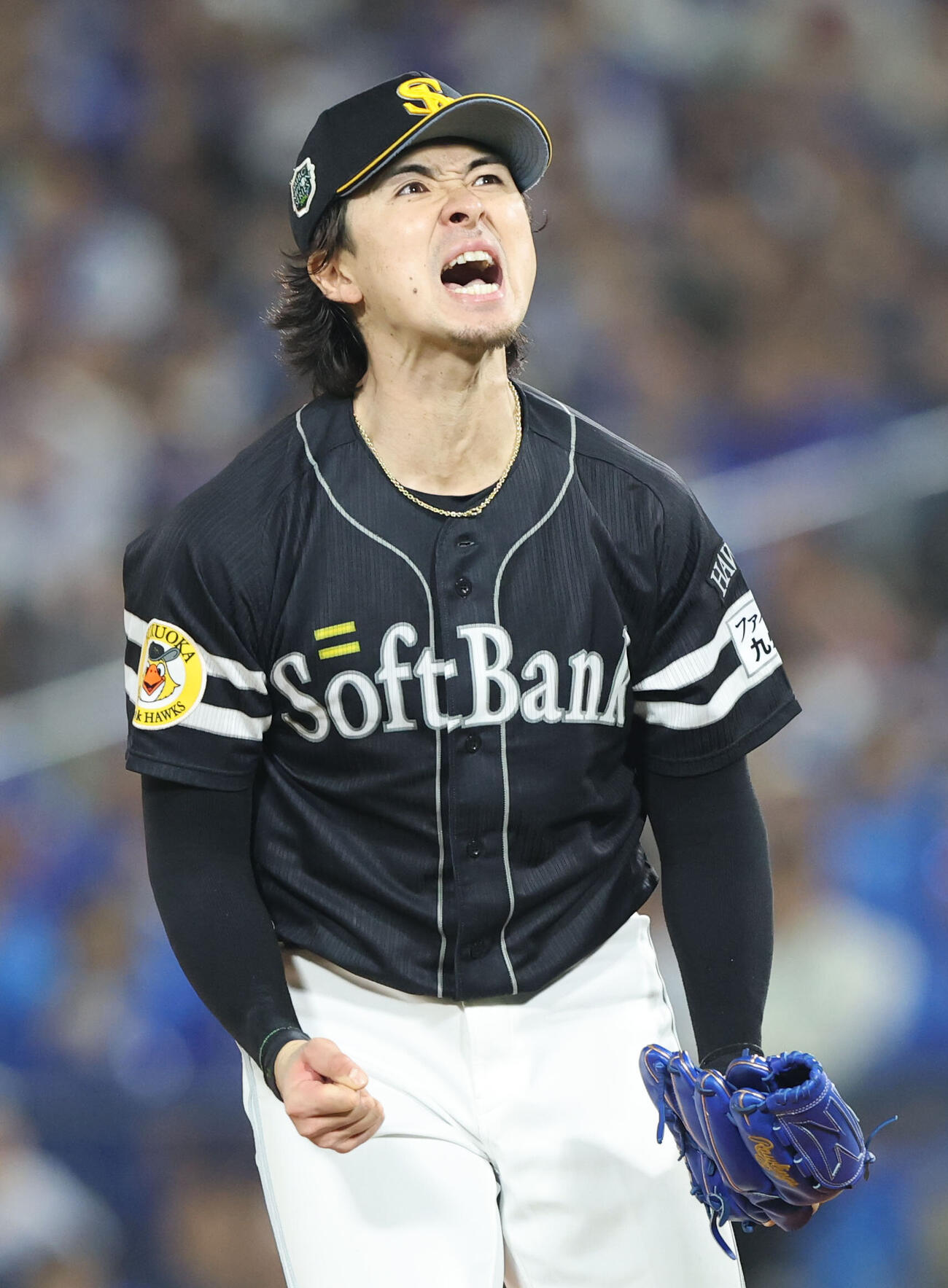 DeNA対ソフトバンク　7回裏DeNA2死二塁、戸柱恭孝を空振りの三振に仕留めた上沢直之はガッツポーズ（撮影・梅根麻紀）