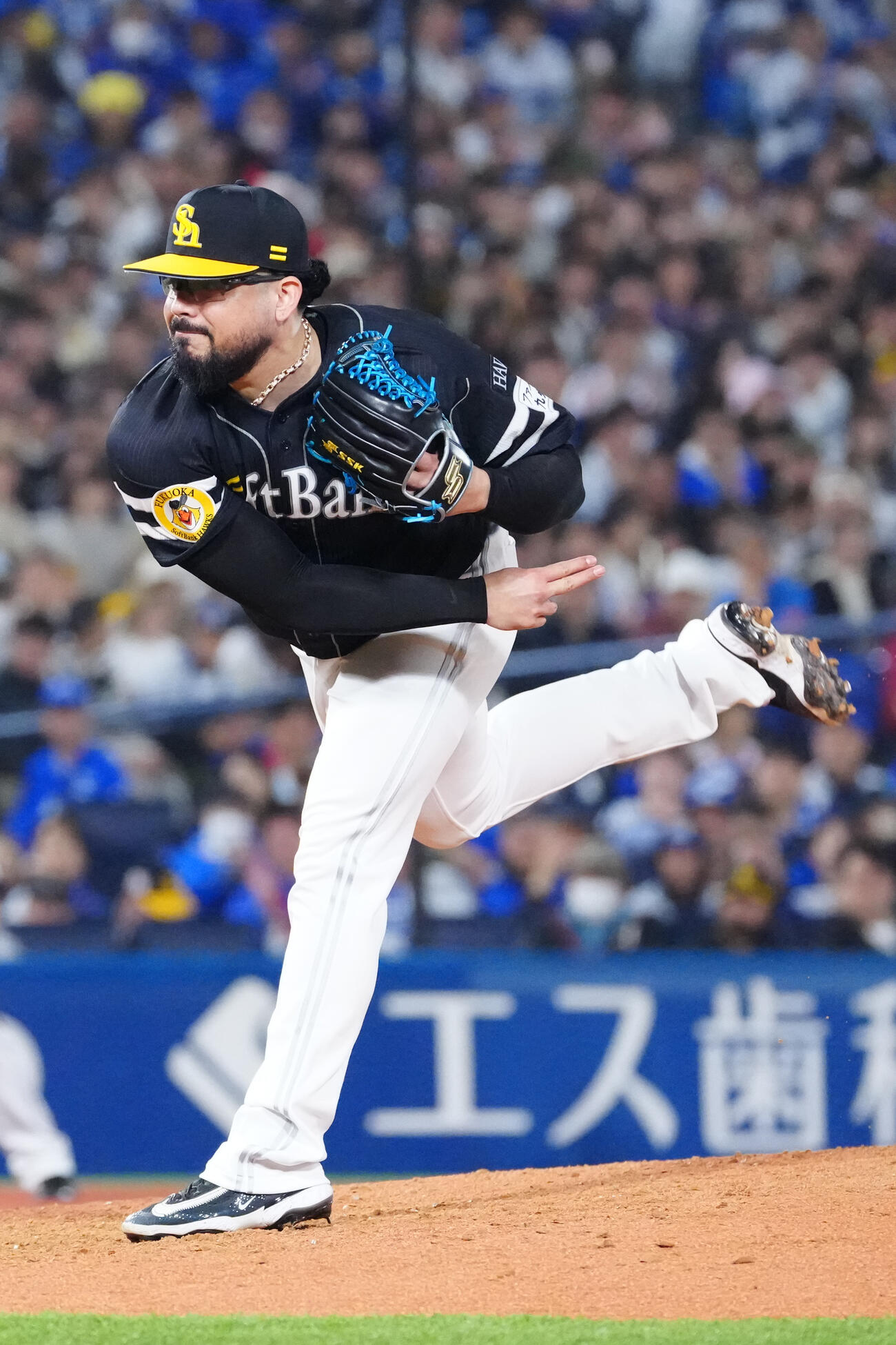 DeNA対ソフトバンク　ソフトバンク4番手のロベルト・オスナ（撮影・江口和貴）