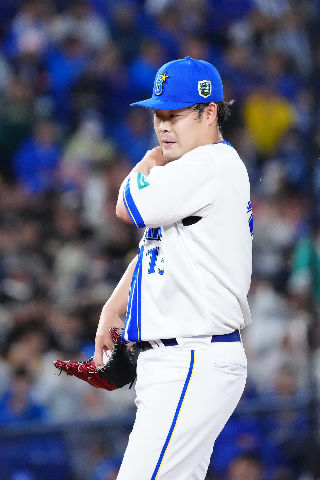 DeNA対ソフトバンク　10回表ソフトバンク1死、川村友斗に本塁打を浴びた伊勢大夢（撮影・江口和貴）