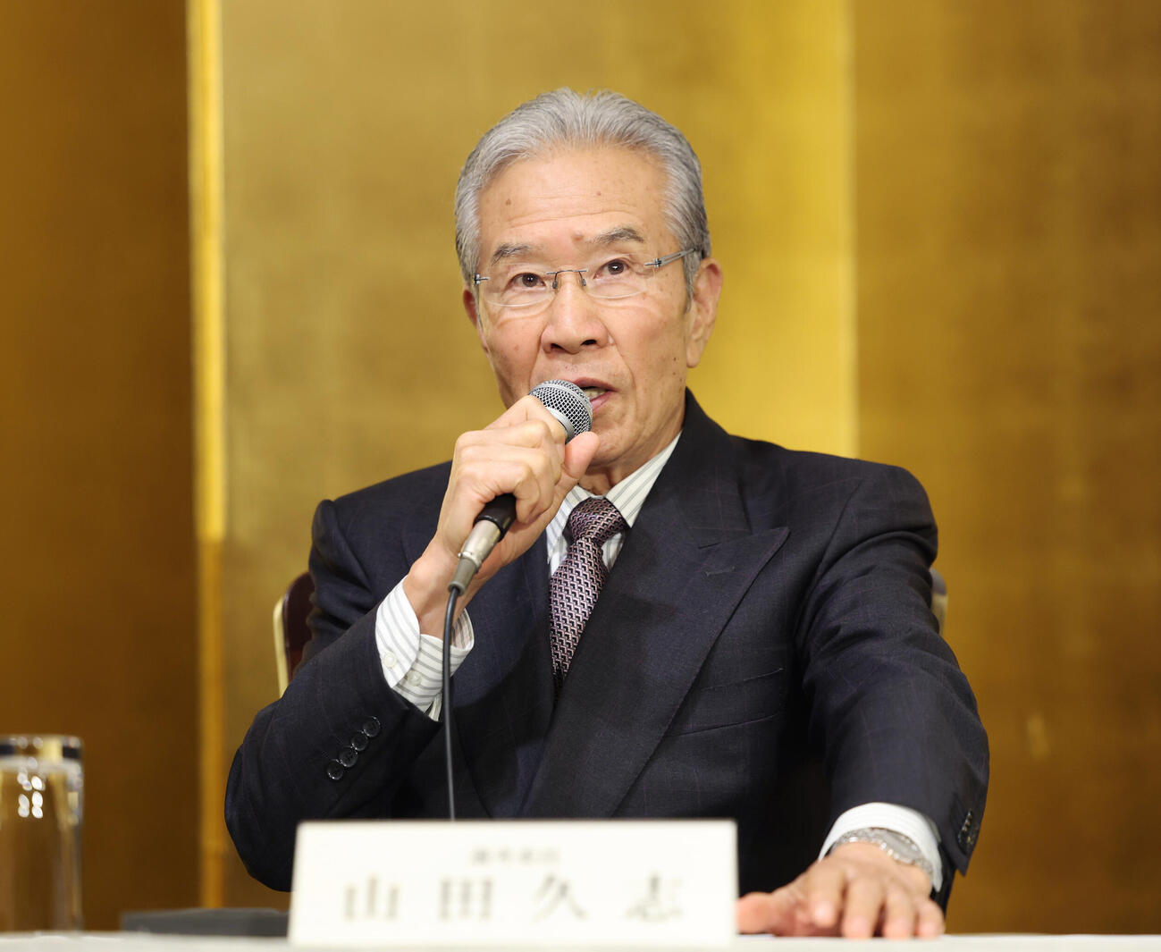 2026年沢村賞選考結果記者発表に登壇した山田久志氏（撮影・増田悦実）