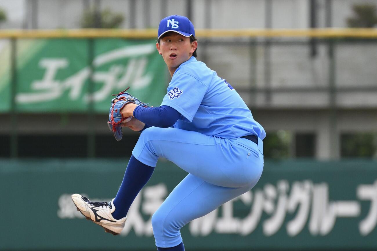 日体大対筑波大　日体大先発の阪神ドラフト2位馬場拓海（撮影・滝沢徹郎）