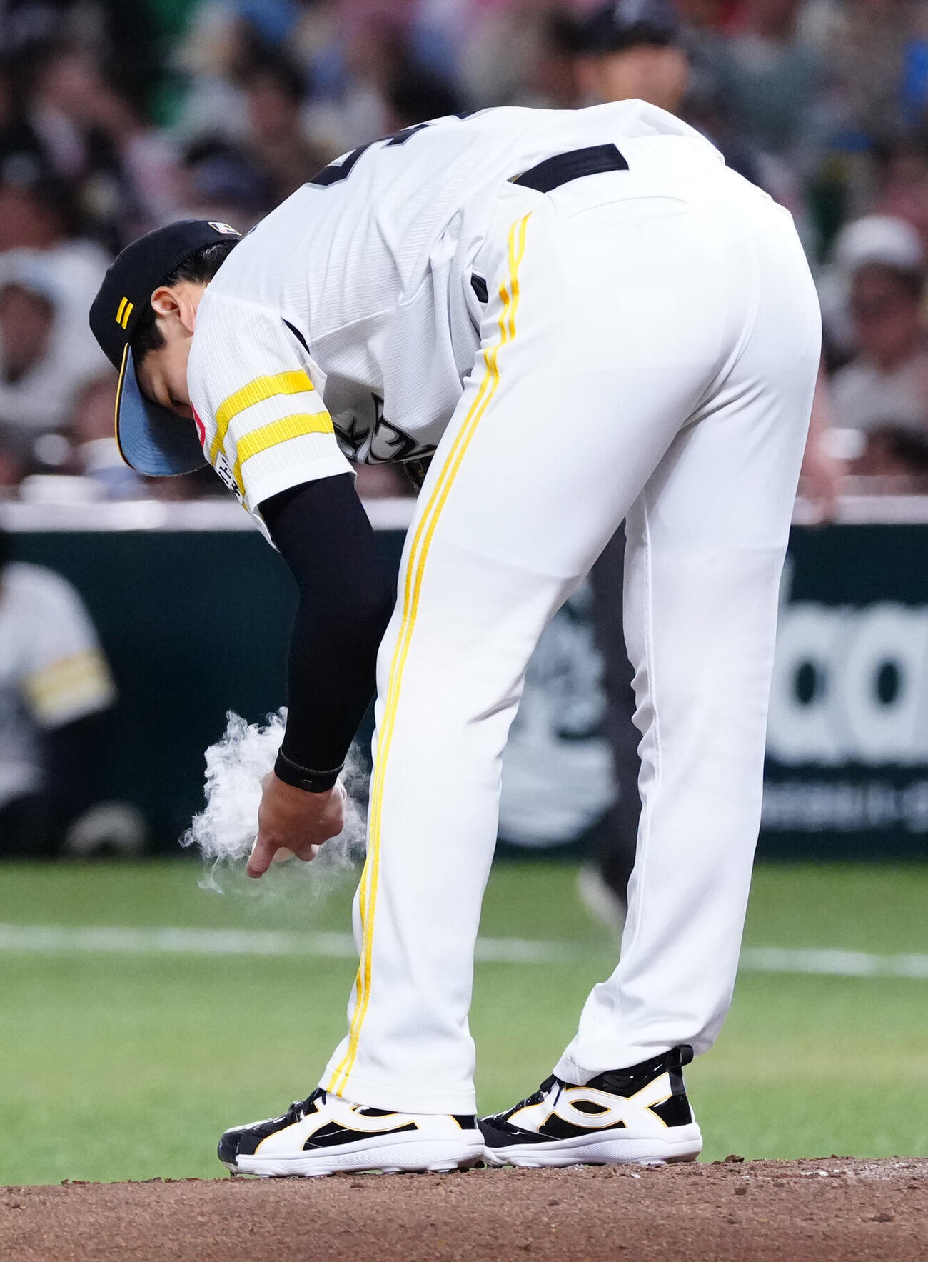 ソフトバンク対DeNA 1回表DeNA1死一塁、佐野恵太に先制2点本塁打を浴びた前田悠伍（撮影・江口和貴）