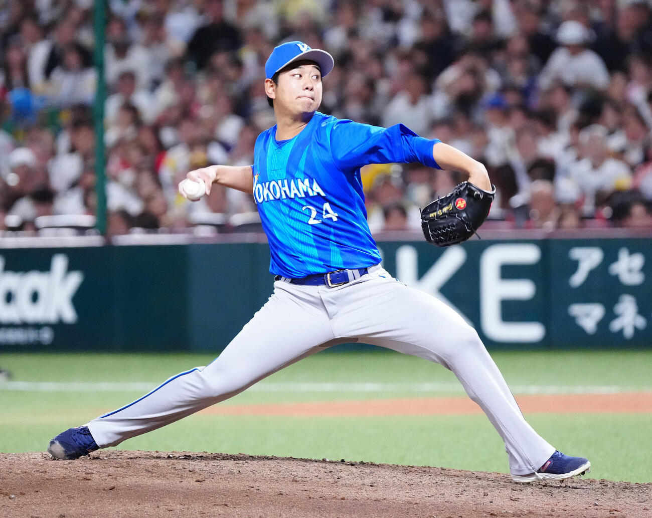 ソフトバンク対DeNA DeNA3番手の吉野光樹（撮影・江口和貴）