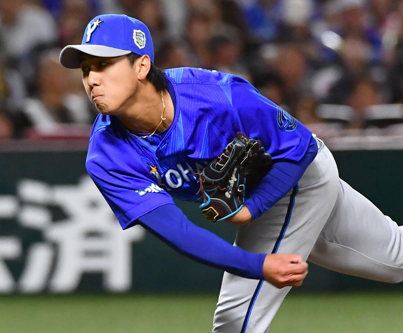 ソフトバンク対DeNA 8回裏から登板した、DeNA4番手の深沢鳳介（撮影・岩下翔太）