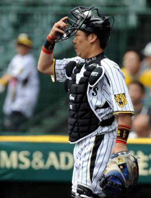 元阪神藤井 昔使っていたキャッチャーミット 強けれ
