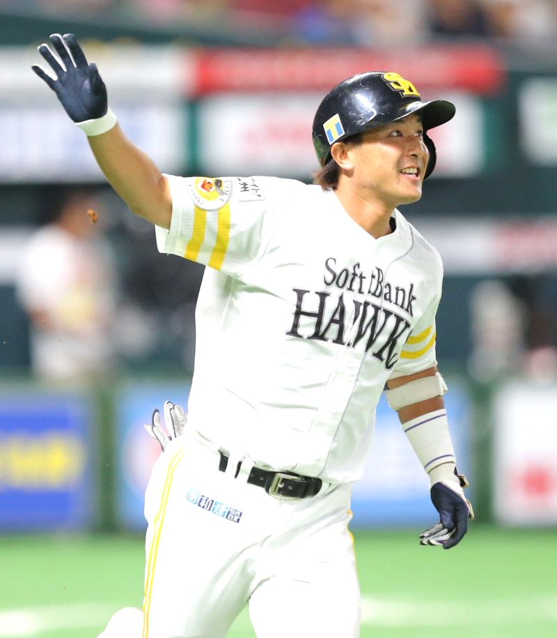 ソフトバンク江川「腐らずやってきた」昇格即1号 - 野球 : 日刊スポーツ