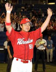 末永9回逆転3ラン広島1・5差接近 - 野球ニュース : nikkansports.com