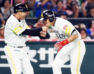 ソフトバンク内川松田アベック弾「優勝するんだと」 - 野球 : 日刊スポーツ
