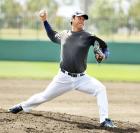 日本ハムへの入団テスト中のペクは２番手で登板（撮影・江口和貴）