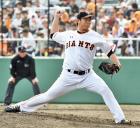 ３番手で登板し１回を無失点に抑えた高木勇（撮影・山崎安昭）