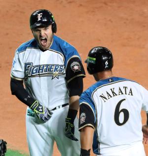 日本ハム・レアードV弾「ファイターズ、ダイスシ」 - 野球 : 日刊スポーツ