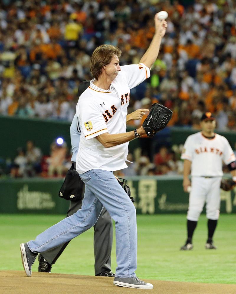 ランディ・ジョンソン氏が始球式「楽しかったよ」 - 野球 : 日刊スポーツ