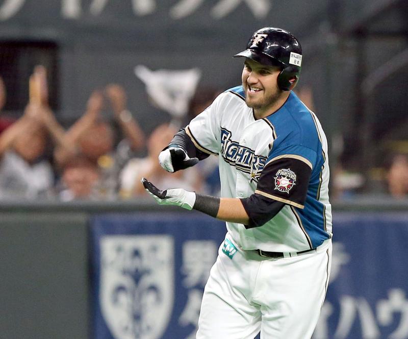 日本ハム・レアード29号「中田に追いついた」 - 野球 : 日刊スポーツ