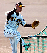 フリー打撃に登板した阪神上園（撮影・河南真一）