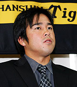1000万アップと高評価を得て顔を引き締める阪神葛城（撮影・上田博志）
