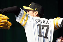 大場はキャンプ初日からブルペン入りして99球を投げ込んだ（撮影・進尚幸）