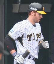 練習試合で3打数無安打に終わったマット・マートン(撮影・宮崎幸一)
