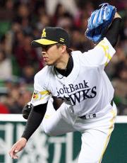 ４回表からマウンドに上がった藤岡好明（撮影・藤尾明華）