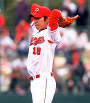 【広島－ロッテ】前田健太は５失点２被弾にがっくり（撮影・倉掛優一）