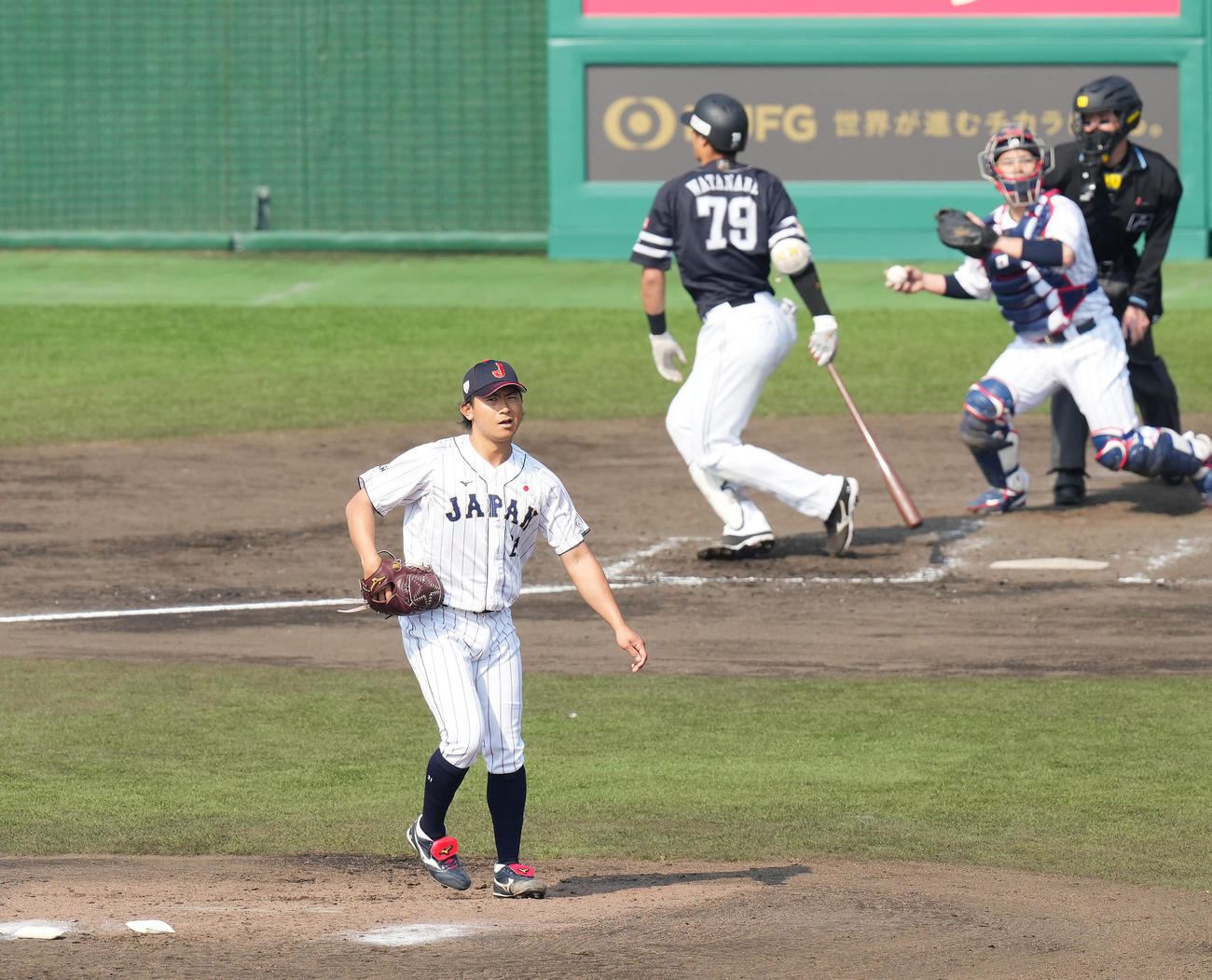 侍ジャパン対ソフトバンク　3回表ソフトバンク　3回表ソフトバンク1死、渡辺を三振に仕留める今永（撮影・菅敏）