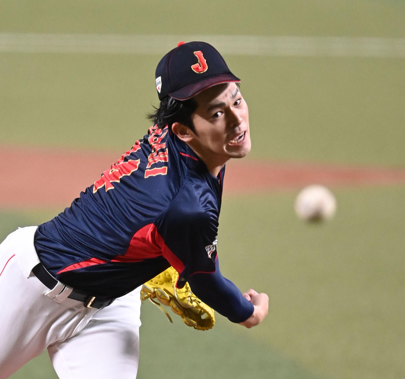 中日対侍ジャパン　先発し力投する侍ジャパンの佐々木（撮影・森本幸一）