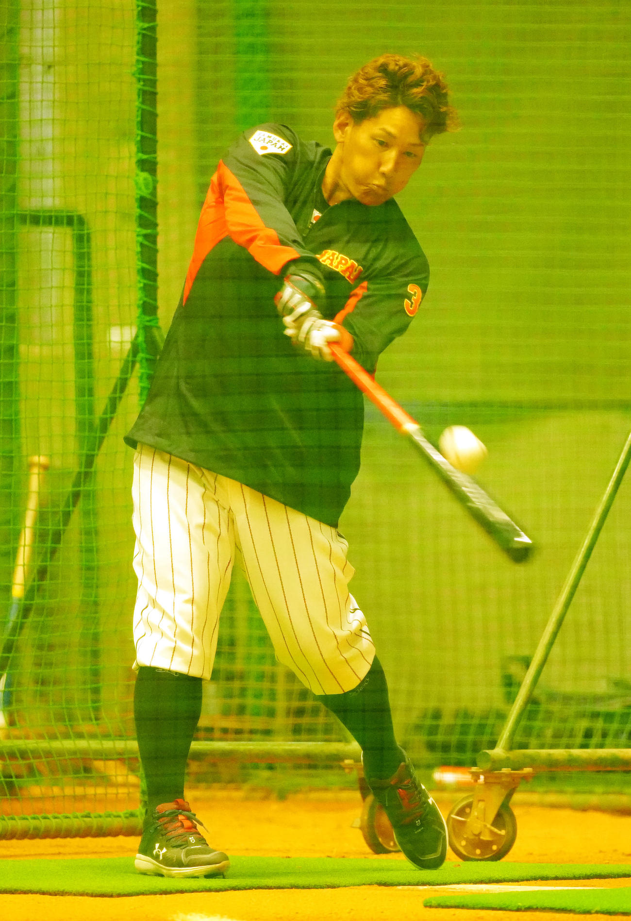 合流し、打撃練習する吉田（撮影・江口和貴）
