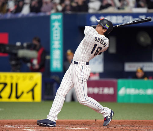 WBC】大谷翔平、日本初2打席連発で6打点「見たことない。衝撃」膝