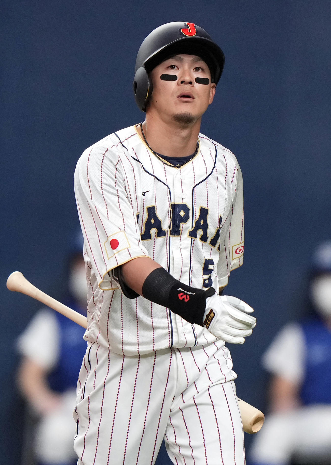 阪神対侍ジャパン　6回表侍ジャパン1死一塁、空振り三振に倒れる牧原（撮影・狩俣裕三）